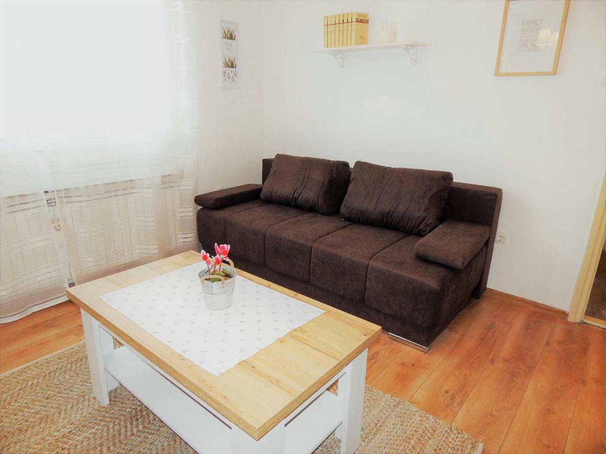 Studio Apartman Tvrtko Varasd Kültér fotó